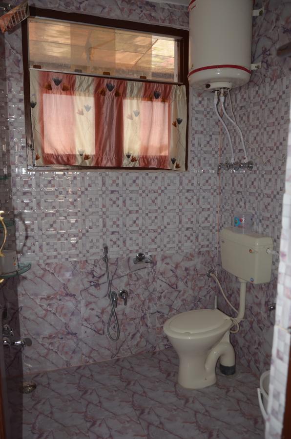 Howrah Guest House ศรีนาการ์ ภายนอก รูปภาพ